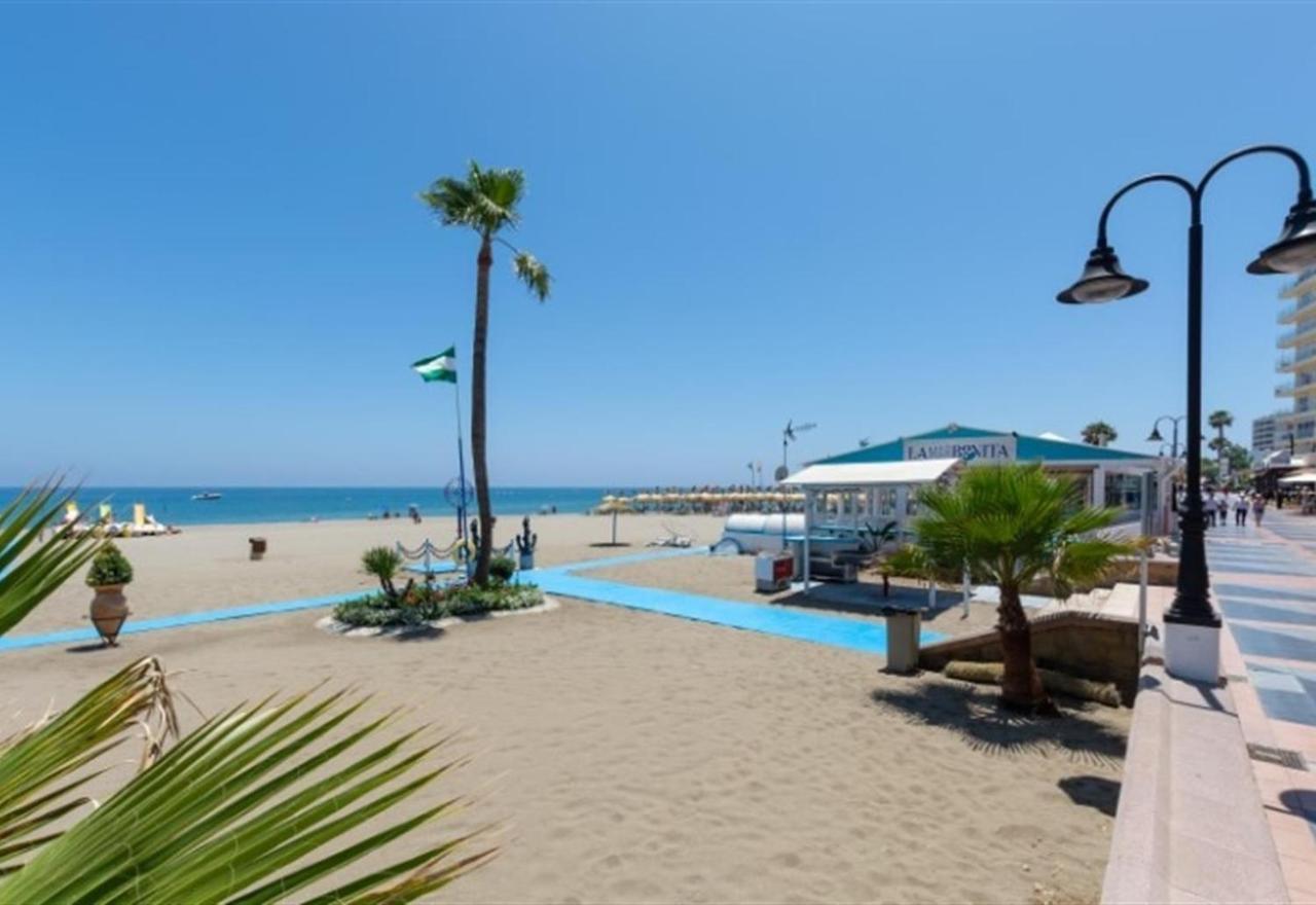 Beach Apartment Montemarcarihuela Torremolinos Exterior photo